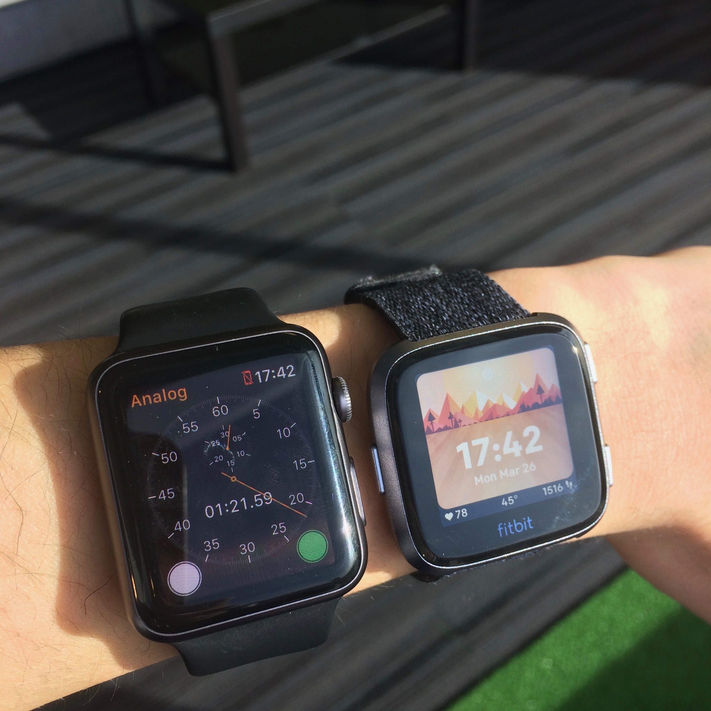 fitbit versa apple music